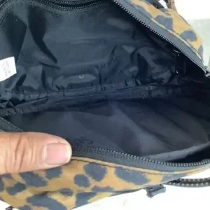 20fw Supreme® Leopard Waist Bag supreme s_wp_62390428446e59dd348c6c8b.webp